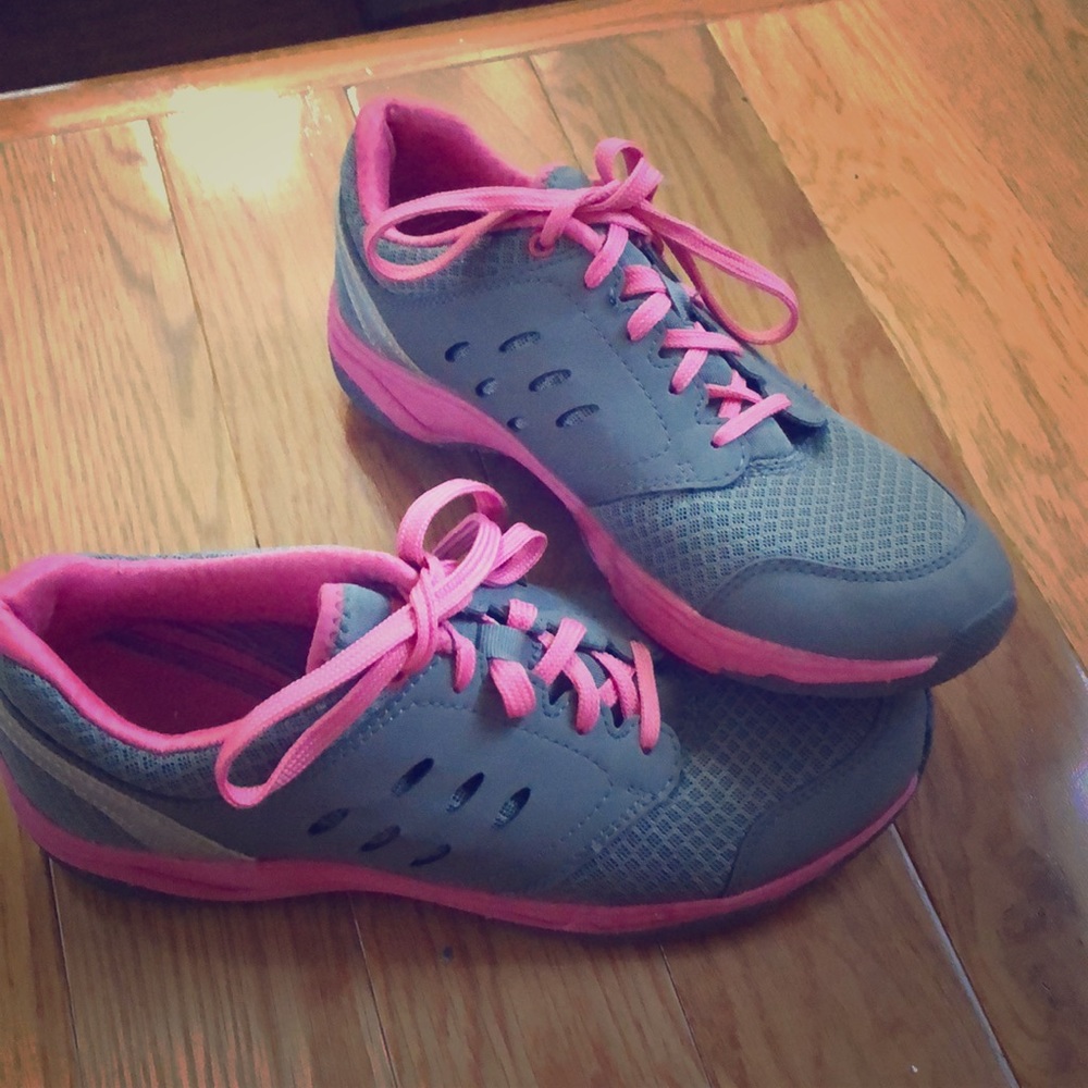 Vionic Venture Tennis Shoes Size 8